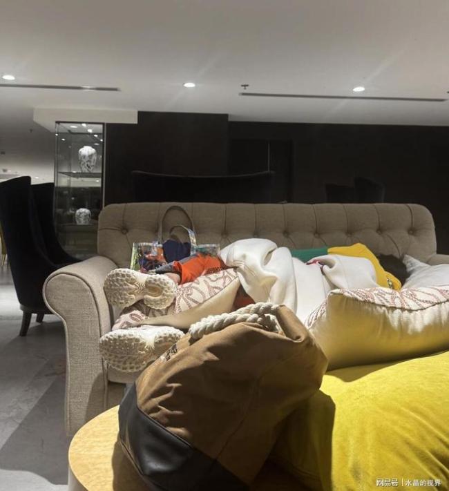 中国女子在巴林目睹导弹飞向美军基地