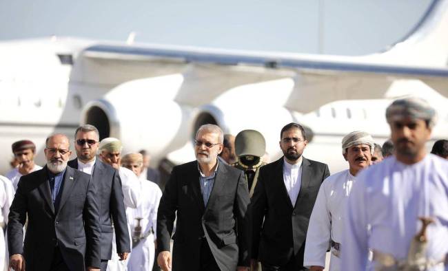 哈梅内伊为何不与霍梅尼同葬一处? 权力与遗产的考量