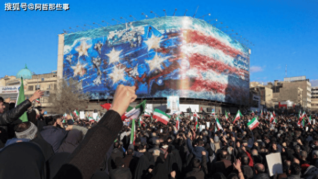 5万美军待命，美军航母战机齐上阵 中东火药桶引爆