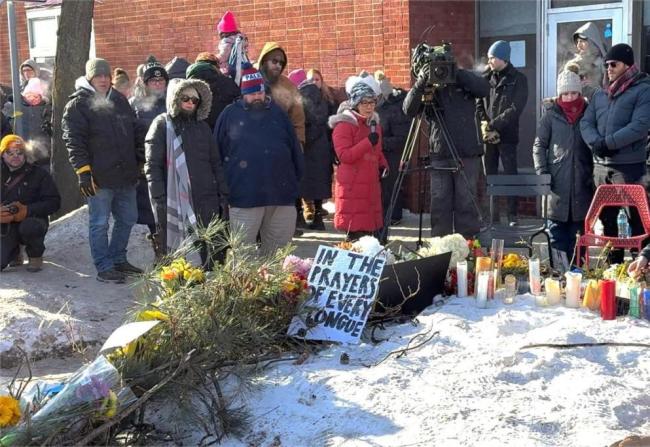 美国土安全部长被解职原因曝光 2亿广告费争议