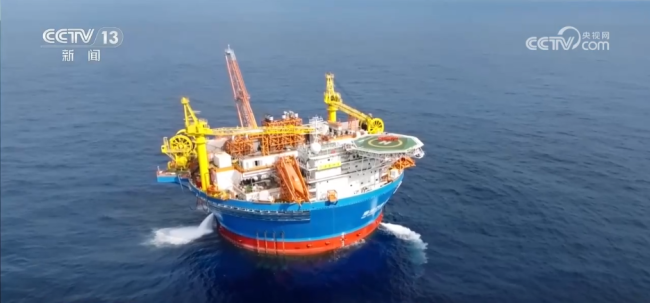 “尖端科技+超级工程”铿锵突进 