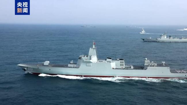 2艘“万吨大驱”亮相 逐梦深蓝再添新成员