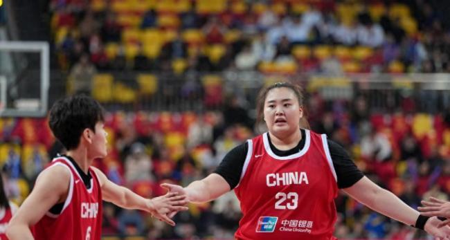 张子宇李月汝韩旭首次联手!女篮内线最强时代要来了?