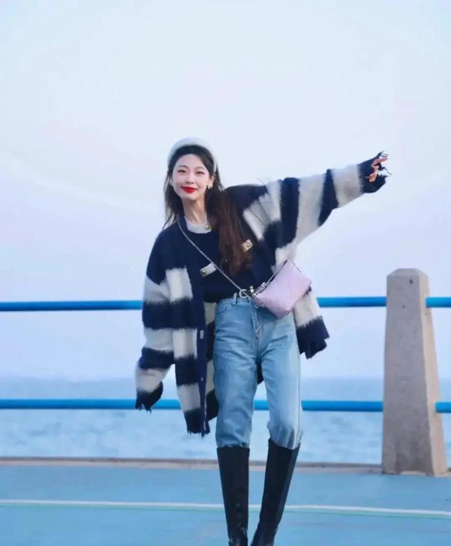 春季彩色毛衣搭配技巧 四种风格随心切换