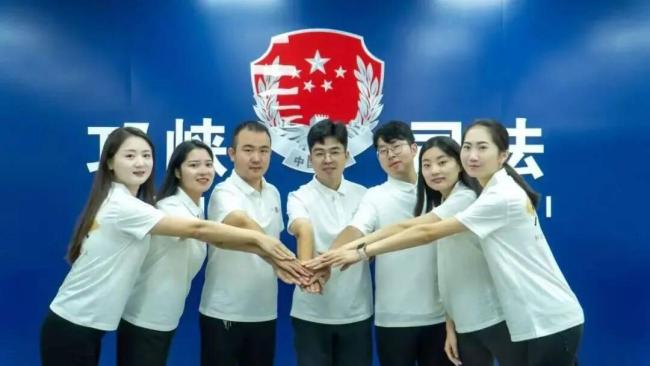 田埂上的普法课堂火了