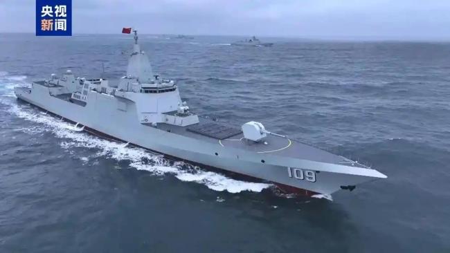 画面公开！两艘“万吨大驱”首次海训 中国海军实力飞跃