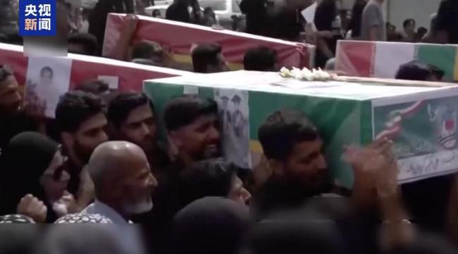 美军误击伊朗小学致160余人遇难。特朗普曾说是伊朗“自导自演” 真相待解