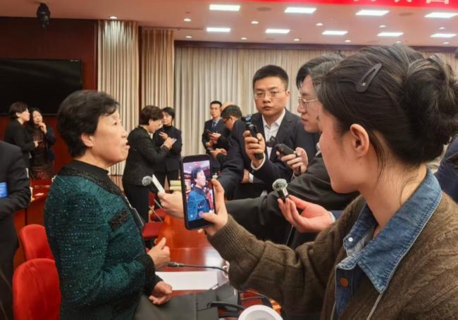 80岁的“铁姑娘”牵挂农民养老 为农村养老发声