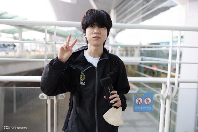 BLG出征全球先锋赛 精神饱满迎战强敌