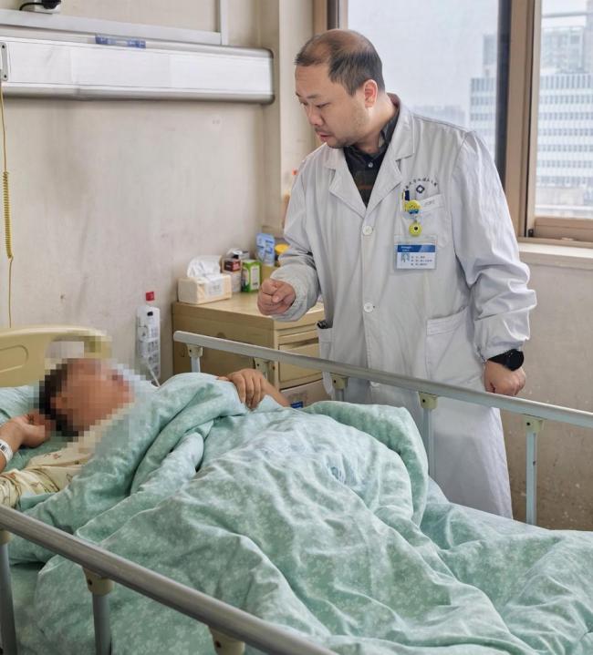 女子流清鼻涕4年竟是脑子漏水 罕见病险些危及生命