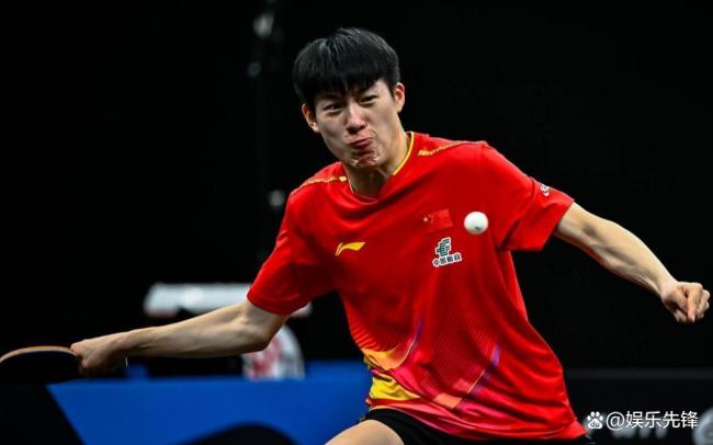 温瑞博晋级重庆赛八强