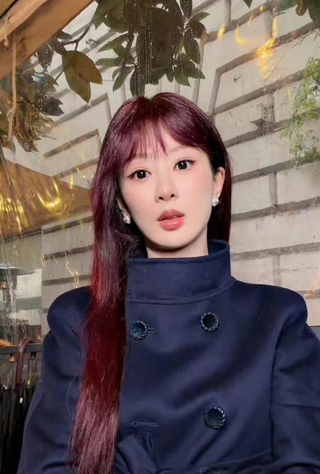 杨紫深夜吃播 假发与休息背后的真相