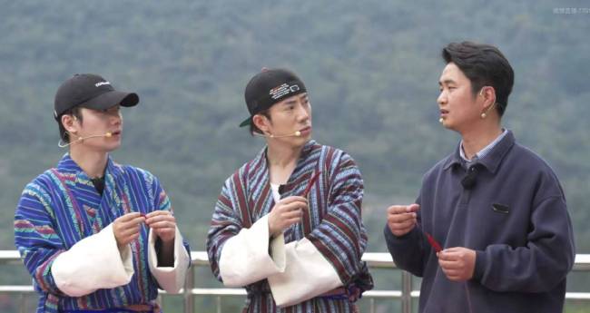 丁真控诉十个勤天 欢乐高原联欢会