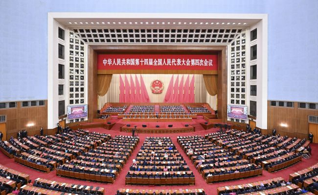记者手记:从春天出发,向更高峰攀登
