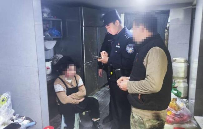 妻子买5000块的“电影票” 男子报警 反诈意识高救全家