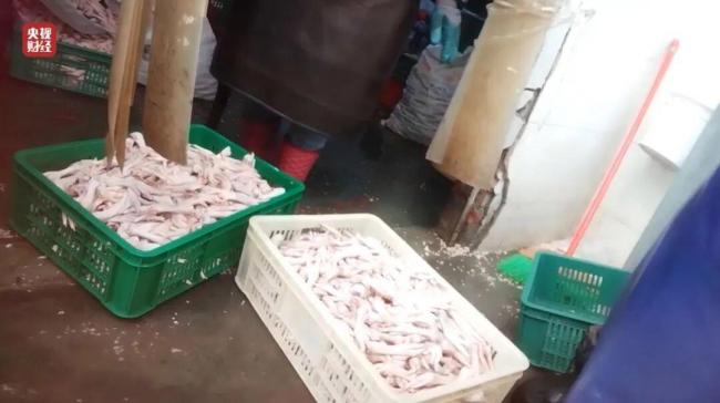 网红鸡爪用双氧水“漂白” 背后隐藏的秘密