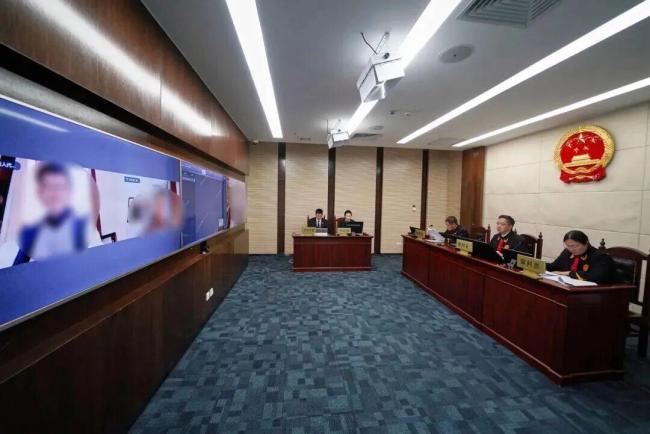 男子网购“飞天茅台”为假酒