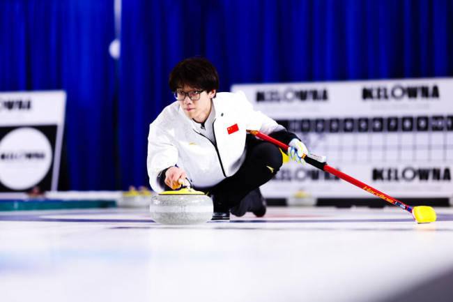 中国男子冰壶出征世锦赛：阵容变化或为培养新人！他担任一垒意料之内