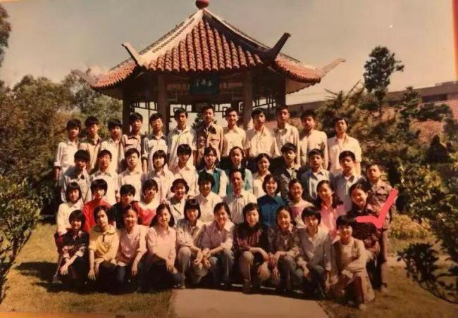 90岁学生含泪送别恩师于漪 跨越时空的师生情