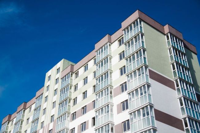 夫妻一方去世，房产不更名会有什么后果？8年后独生女仅得7/8，叔婶上门讨说法！