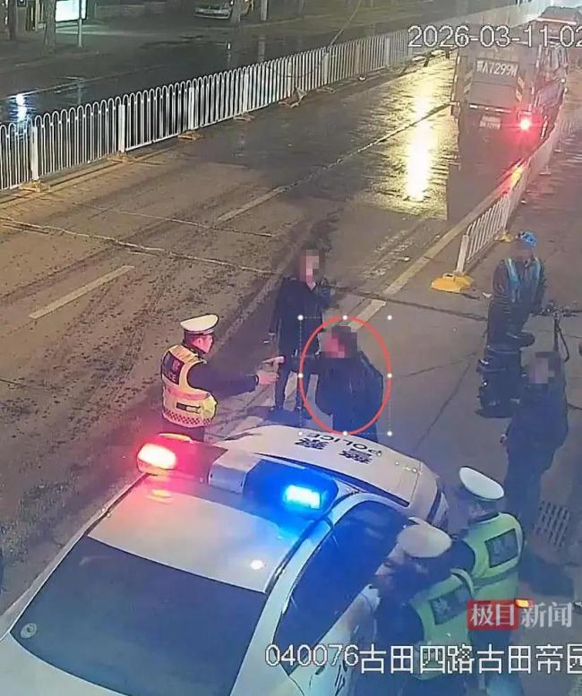 男子醉驾 朋友阻挠执法被拘 无理取闹自食其果