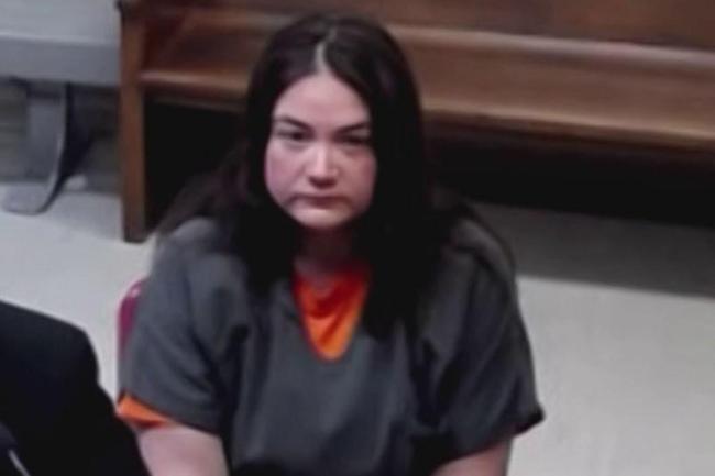 美国特教女老师1天5次性侵男童