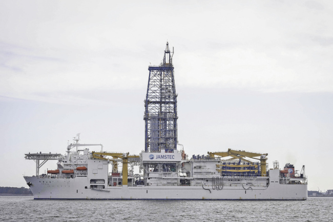 日本拉美国开采海底稀土，靠谱吗？