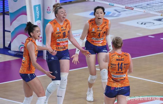 3-0!加比复出16分+MVP 朱婷轰出18扣 晋级决赛只差1场 三叉戟合体显威力_财经_第1张_中华商讯网 3-0!加比复出16分+MVP 朱婷轰出18扣 晋级决赛只差1场 三叉戟合体显威力_https://www.ycjhw.cn_财经_第1张