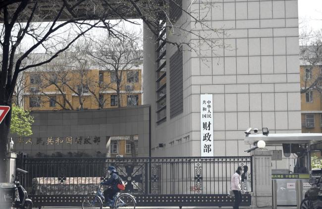 油价上涨还没到天花板 市场信号矛盾加剧