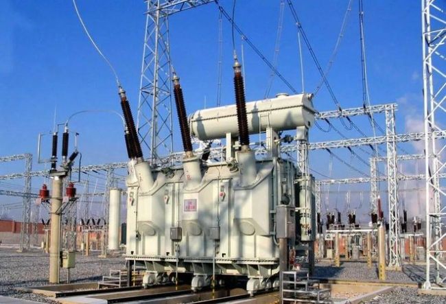 中国变压器全球爆火 AI与新能源需求激增