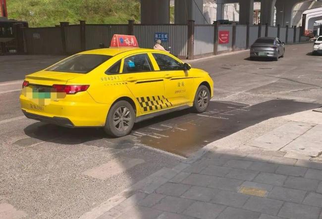 半小时取鱼刺7小时修路畏怯老外 中国速率获赞