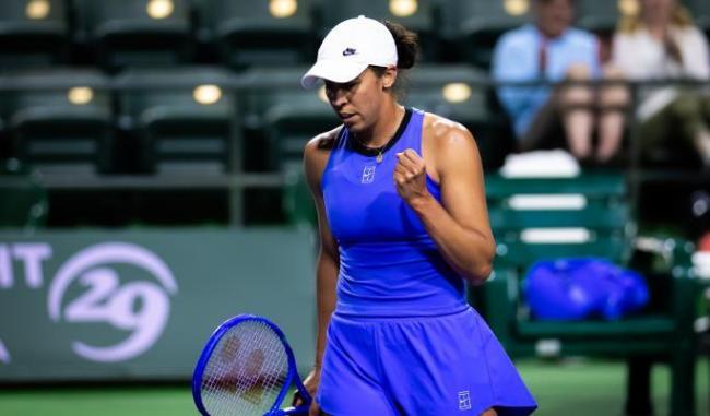 克里斯蒂安晋级WTA1000迈阿密16强 冷门迭爆之夜