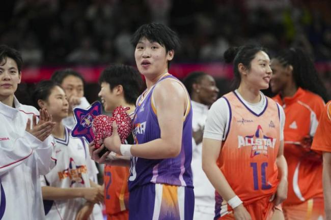 实至名归！陈明伶18中11高效砍22 10率队取胜荣获MVP