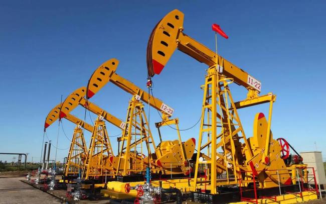 伊朗称击中一架F-15战机 空中对抗升级