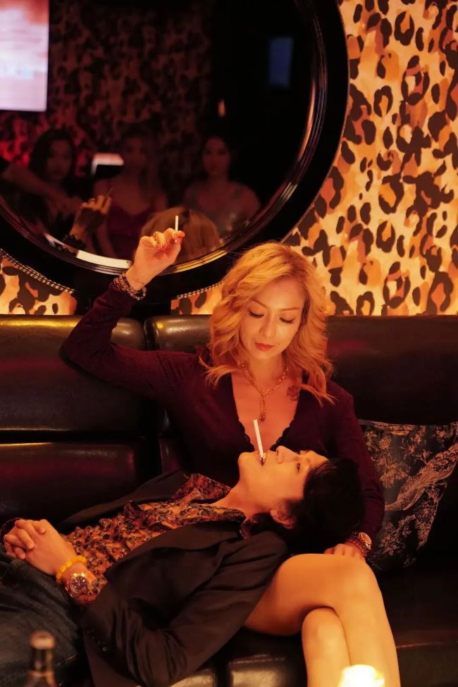 00后的酒桌真的不“登”了吗 低度人生的新选择