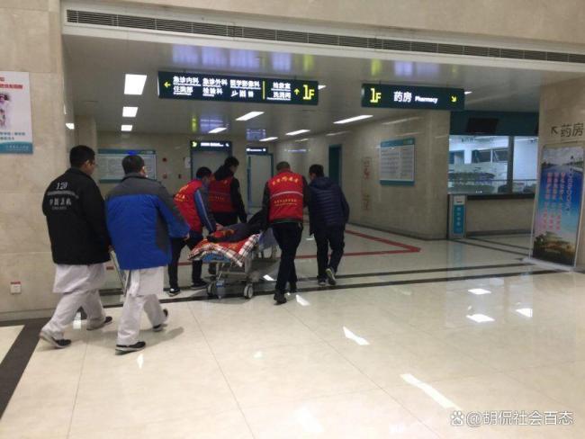 贵州交通事故致学生2死 教育局回应 安全隐患引关注