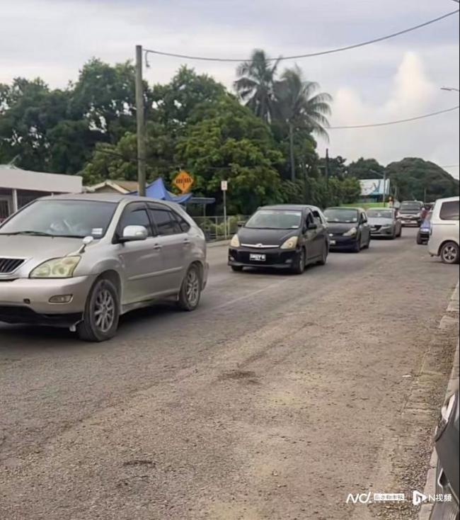 在汤加中国人亲历7.6级地震 震后海啸警报响起