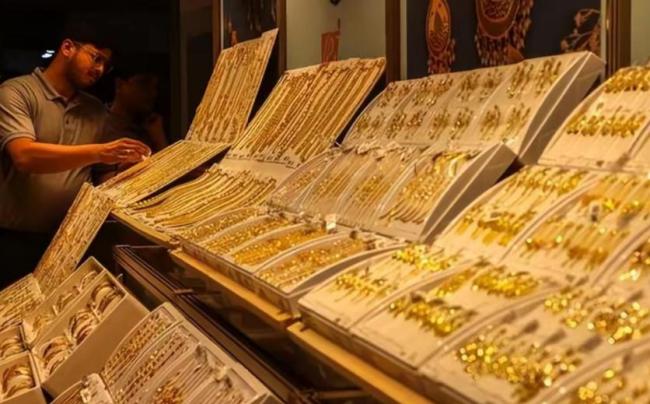 国内金价大幅下落 黄金市集惊魂动魄的暴跌