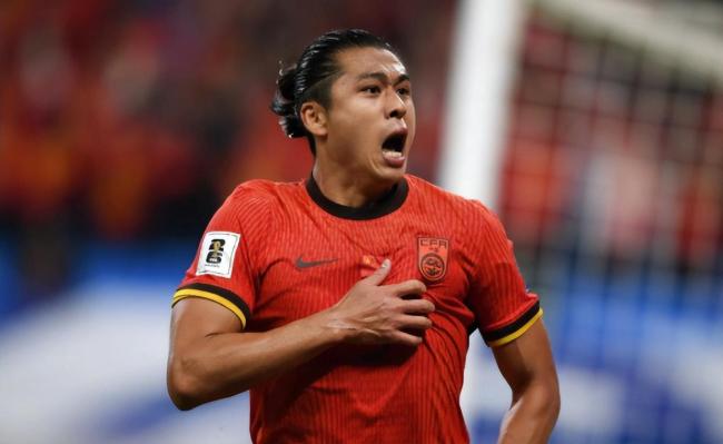 新国足第一队长敲定,邵佳一明智之选 张玉宁担纲领衔