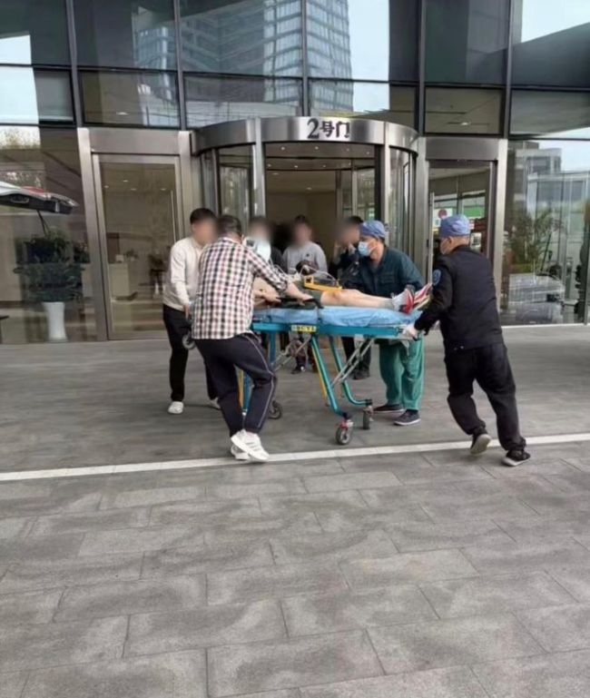 张雪峰曾称希望下辈子不要那么负责 过度劳累引发全网悼念