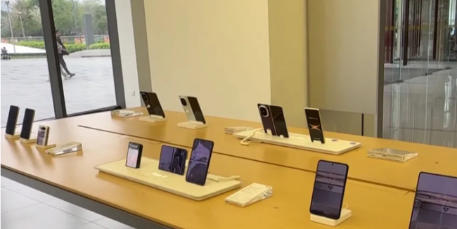 手机集体涨价背后 存储芯片成本飙升