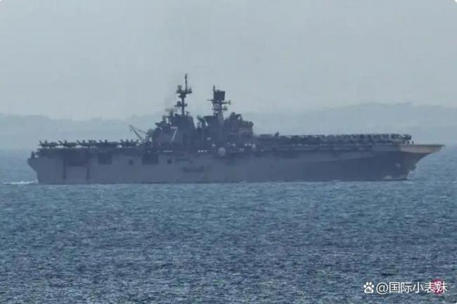 伊朗称向美航母发射岸舰导弹，尾焰将夜空点亮 中东局势再紧绷