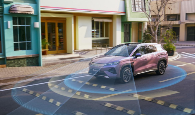 比亚迪宋Ultra EV售15.19万起 开启B级SUV闪充时代