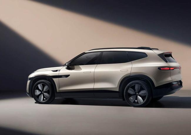 与众08遥遥领先 豪华大五座新卷王来袭