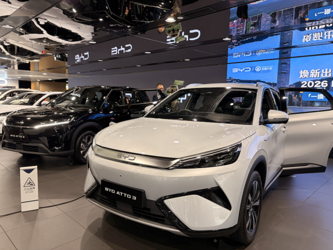 香港居民疯抢国产电动车 补贴政策促销量激增