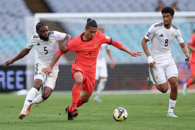 库拉索首发身价是国足2倍 年轻国足逆袭取胜