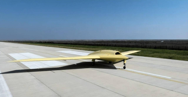 国产彩虹7无人机惊艳飞行 首飞成功引发关注