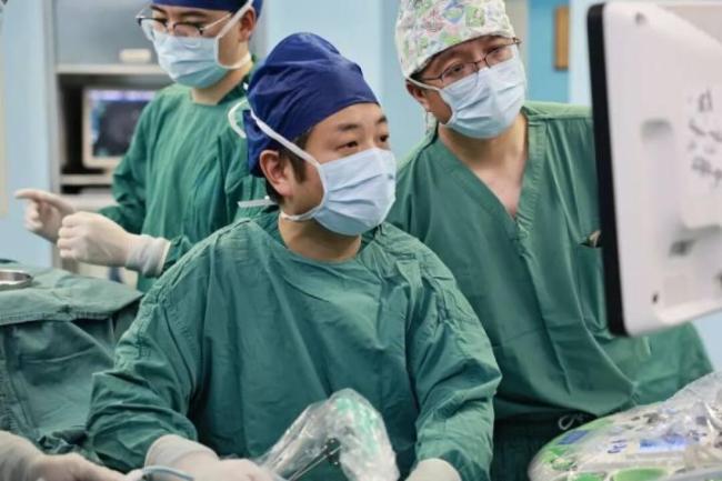 摩洛哥老人在中国实现无瘤生存目标 国际医疗技术助力重生