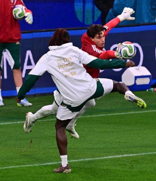 意大利2-0北爱尔兰闯关成功 托纳利神勇助晋级