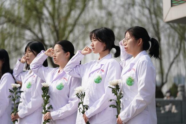 北京3.2万人登记报名遗体捐献 致敬无言良师